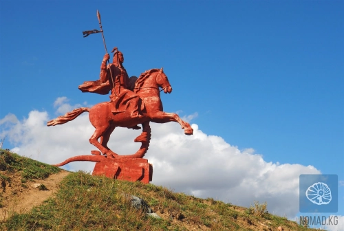 «Ворота» в Таласскую область и памятник Манасу